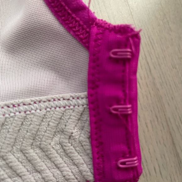 New Balance Medium Support Sports Bra in Hot Magenta Pink - Picture 7 of 11